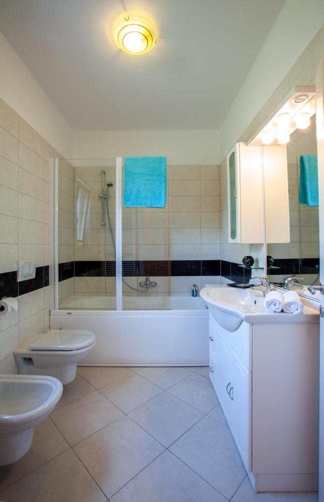 Villas Vilanija Umag Kültér fotó